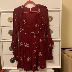 Free People v-neck maroon dress